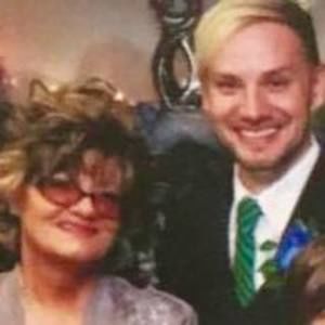 Meet your Posher, Derick